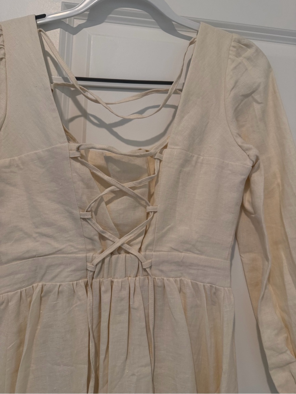 Long-Sleeve Cream Button-Front Midi Dress with Ruffled Neckline - Picture 4 of 8